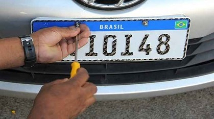 Detran libera serviço para emplacar veículo sem sair de casa em RO